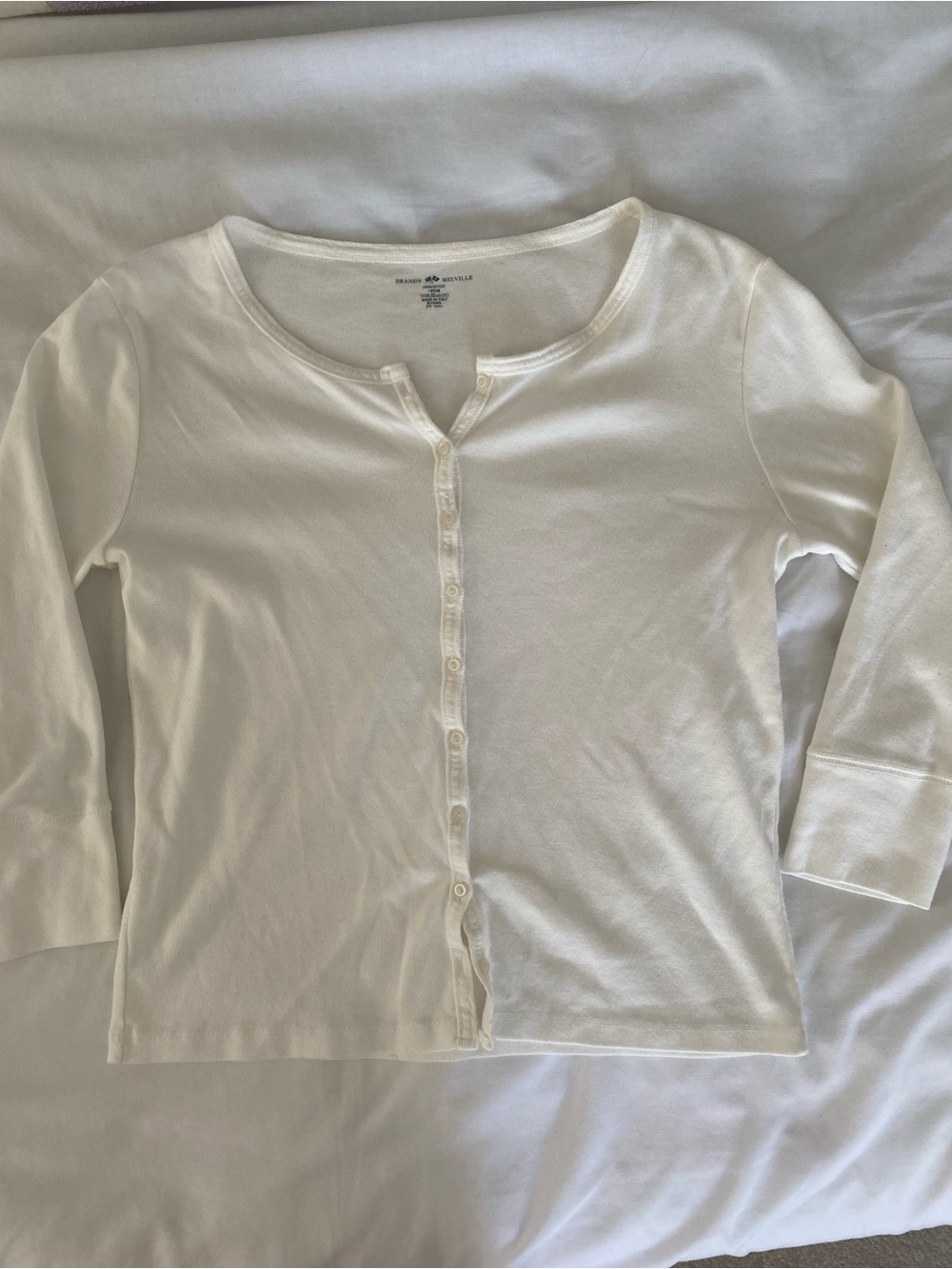 white brandy melville 3/4 length sleeve cardigan